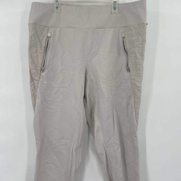 Athleta Pants - Athleta Peak Hybrid Fleece Tight Size Extra Large in White